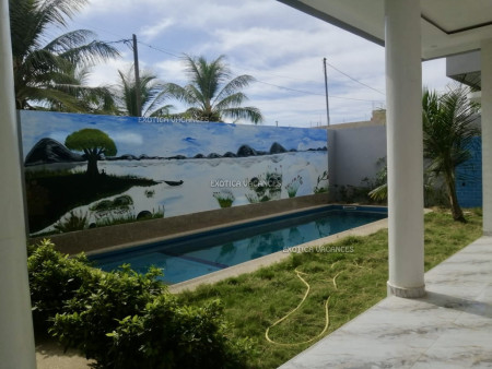 Voir photo 2 annonce V021SA