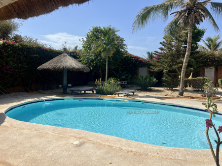 Voir photo 2 annonce V028NG