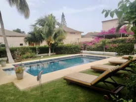 Villa à Saly en vente — piscine 1