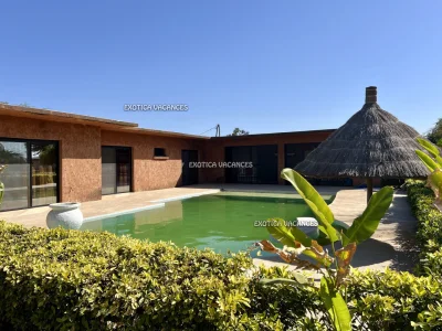 Villa en vente à Ndiorokh — réf. V001NDR